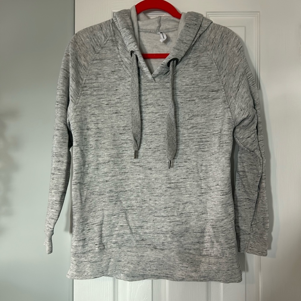 Cable & Gauge fleece hoodie